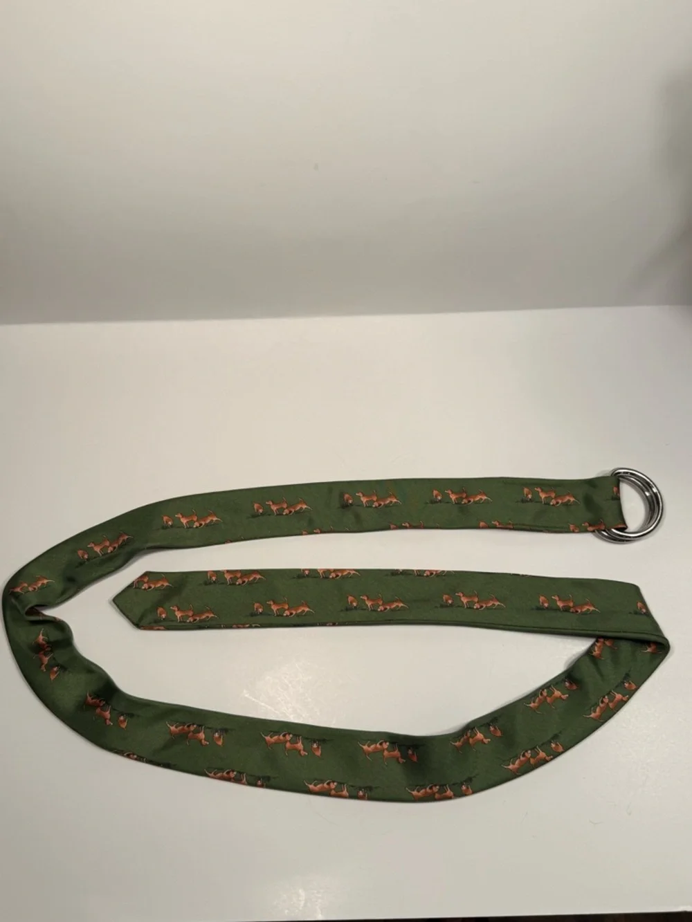 J. Crew Silk Tie D-Ring Belt Fox Hunt Hound Dog Print Green Size M/L - Picture 3 of 5